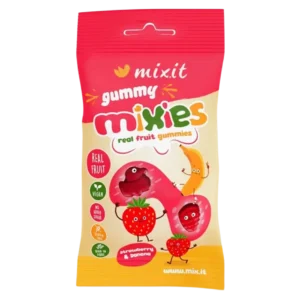 Fruit juices and purees 96.5% (condensed apple juice 59%, concentrated apple puree 25.5%, strawberry puree 6.5%, banana puree 5.5%), gelling agent: pectin; concentrated lemon juice, concentrated black carrot juice, natural flavor, citrus fiber